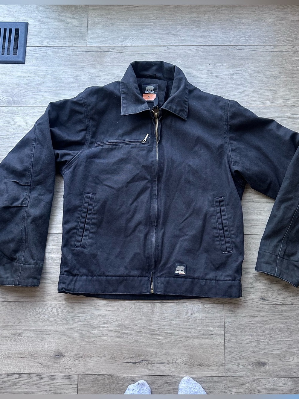 Berne Workwear Insulated Duck Canvas Work Jacket Men’s Small Black Full Zip Coat